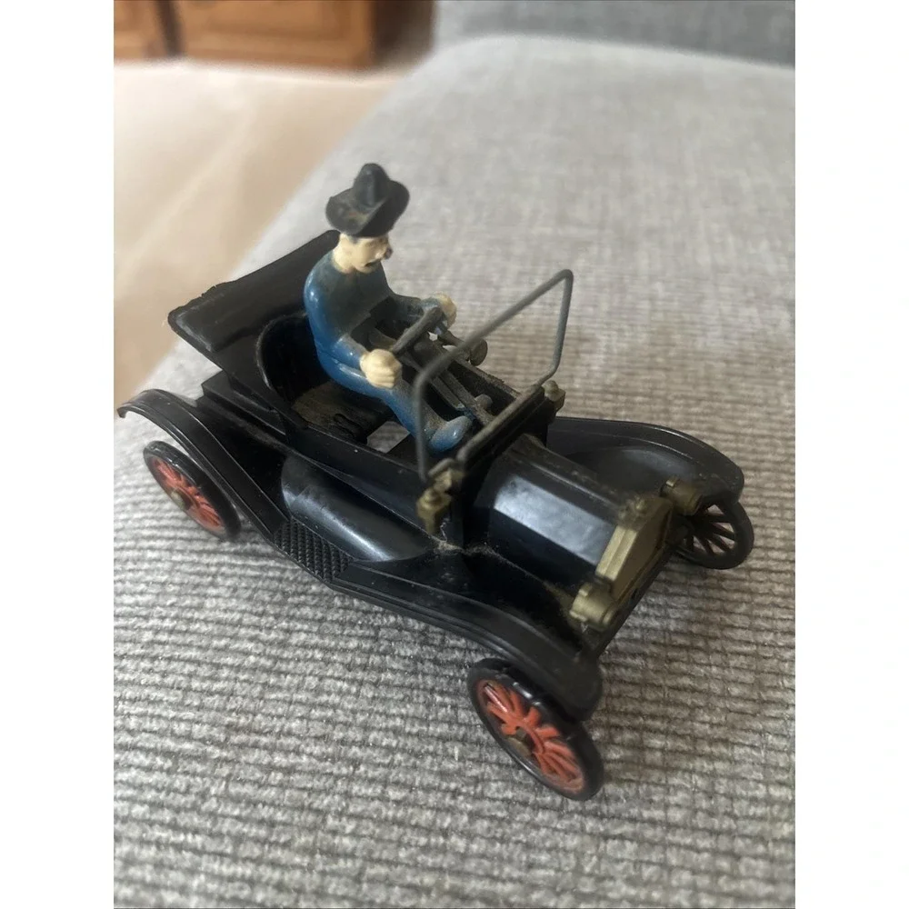 Vintage Model T 1910 Ford Roadster Plastic With Driver 1950s